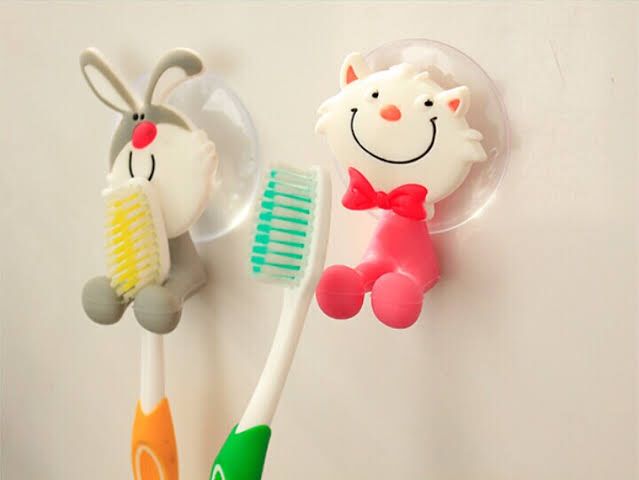 Porta cepillo de dientes.