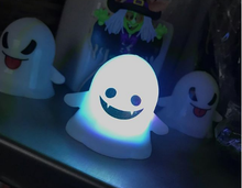 Cargar imagen en el visor de la galería, Fantasmitas LED.
